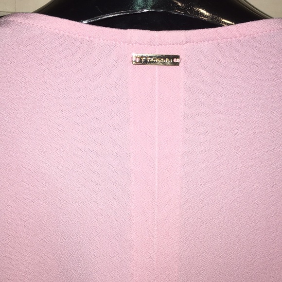 NWT T Tahari long sleeve Rose Ladies blouse  2X - Picture 4 of 9